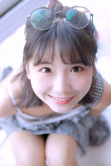 老师你的奶好大摸起来好